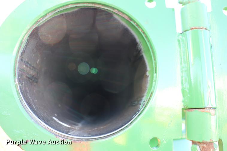 image for item EC9289 2015 Walinga 7614 grain vacuum