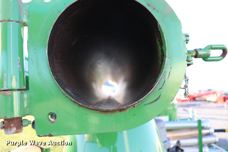 image for item EC9289 2015 Walinga 7614 grain vacuum