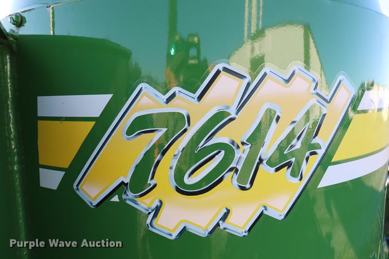 image for item EC9289 2015 Walinga 7614 grain vacuum