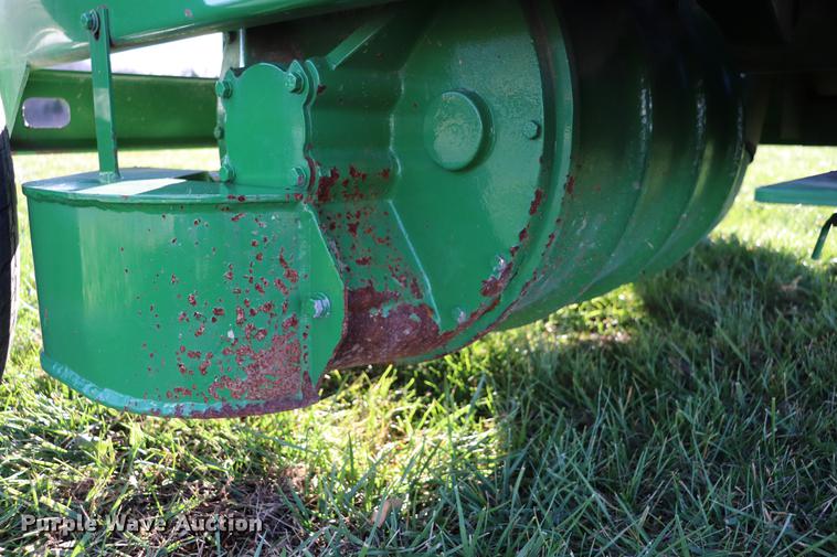 image for item EC9289 2015 Walinga 7614 grain vacuum