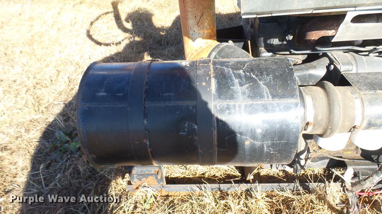 image for item ED9216 Allis Chalmers six cylinder diesel engine