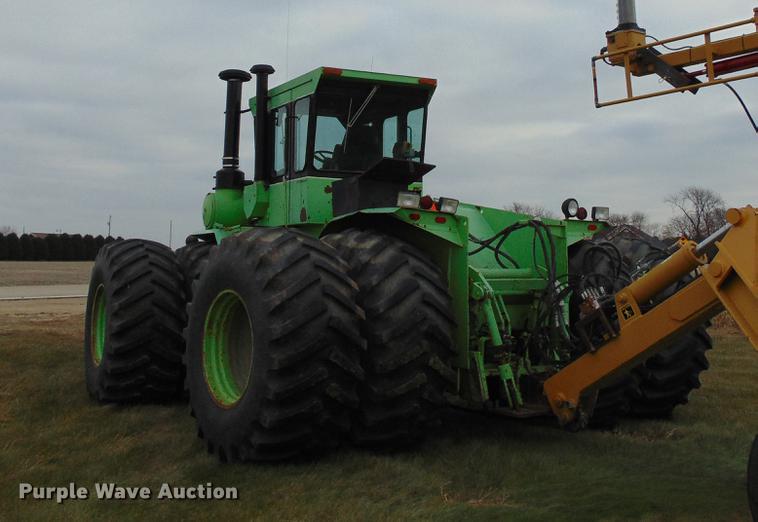 image for item EE9306 1977 Steiger Panther III ST350 4WD tractor