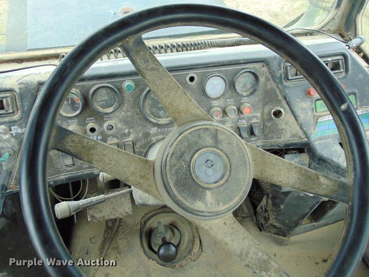 image for item EE9306 1977 Steiger Panther III ST350 4WD tractor