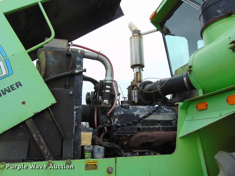 image for item EE9306 1977 Steiger Panther III ST350 4WD tractor