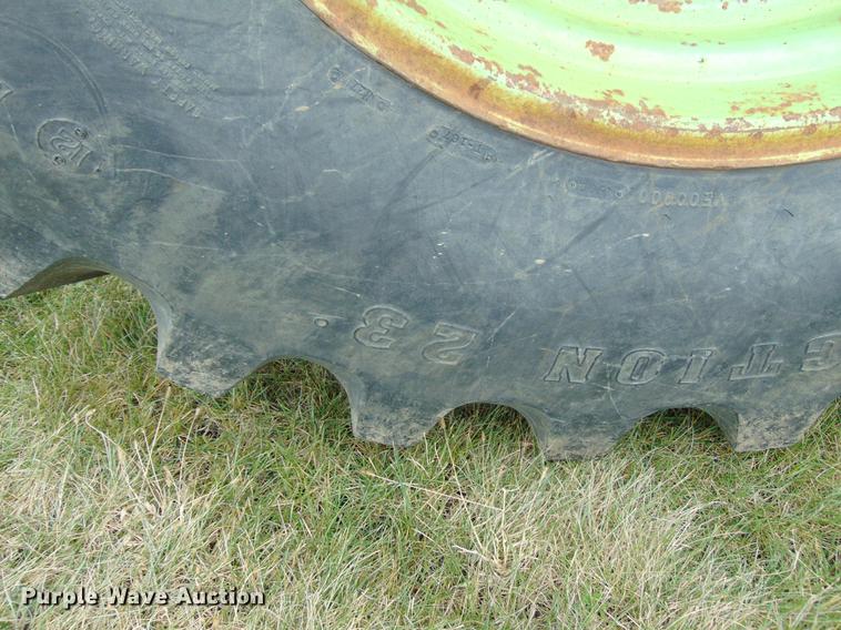 image for item EE9306 1977 Steiger Panther III ST350 4WD tractor