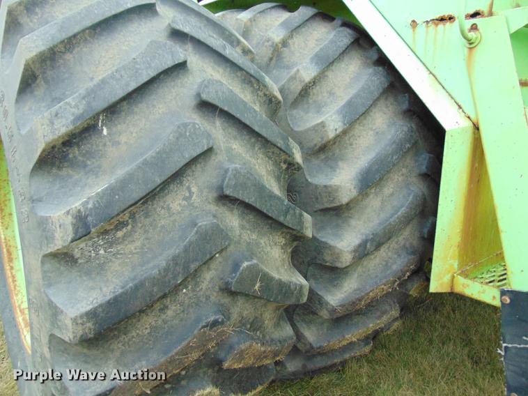 image for item EE9306 1977 Steiger Panther III ST350 4WD tractor