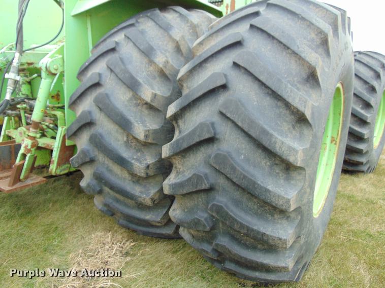 image for item EE9306 1977 Steiger Panther III ST350 4WD tractor