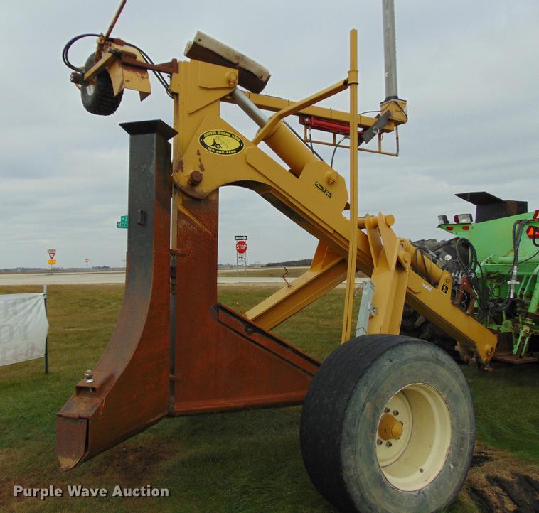 image for item EE9307 2012 Johnson tile plow