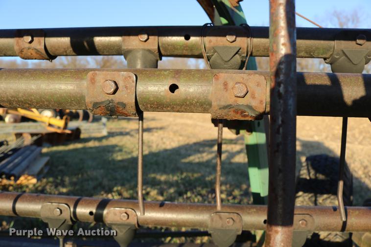 image for item EE9895 John Deere 640 hay rake