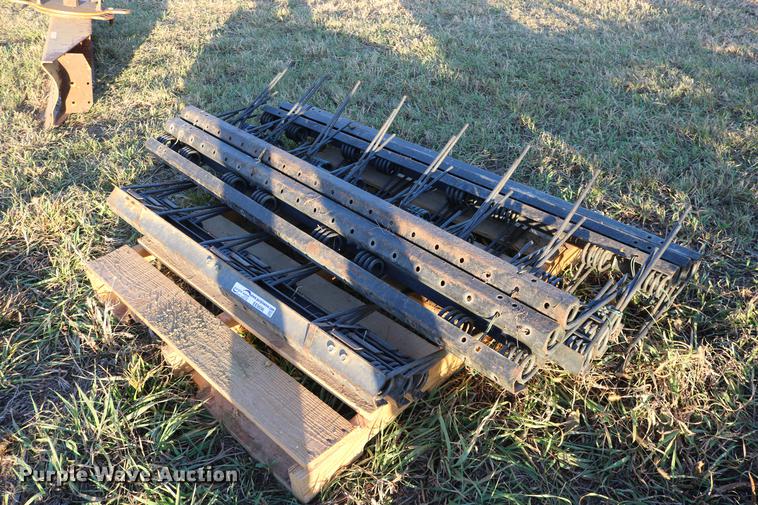 image for item EE9896 (12) spring tooth harrows