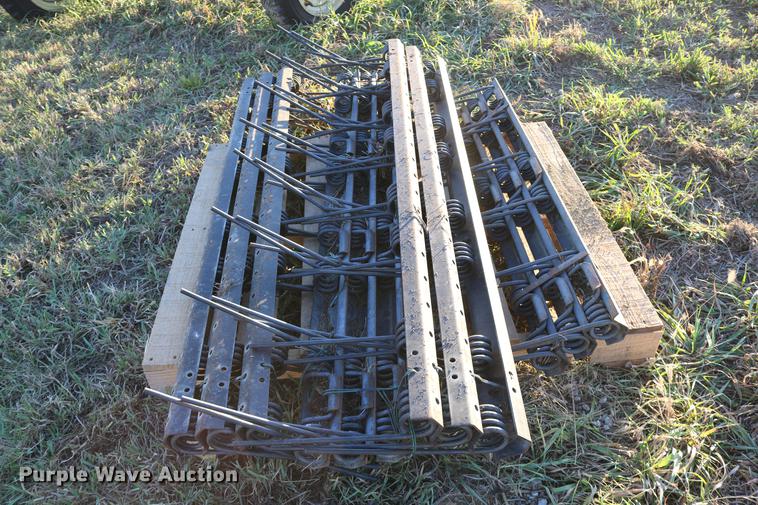 image for item EE9896 (12) spring tooth harrows