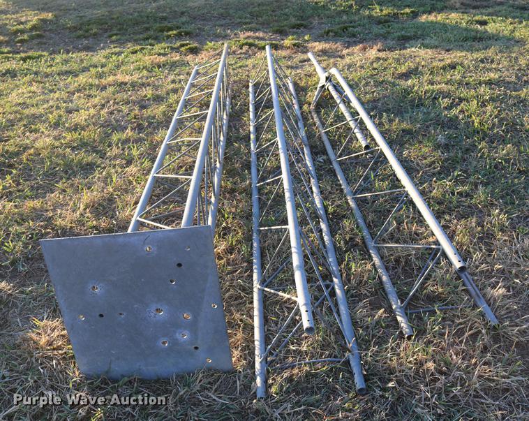 image for item EE9898 Three piece antenna tower