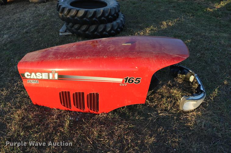 image for item EE9900 Case IH Puma 165 cut hood
