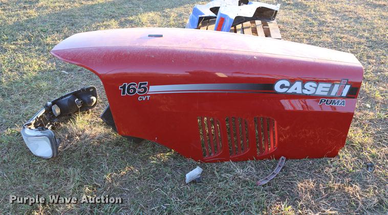 image for item EE9900 Case IH Puma 165 cut hood