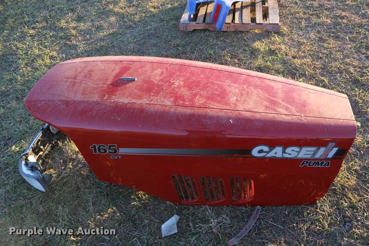image for item EE9900 Case IH Puma 165 cut hood