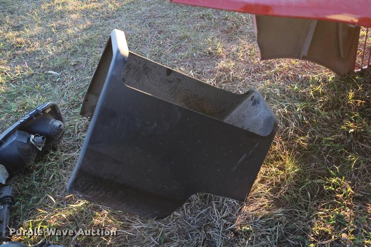 image for item EE9900 Case IH Puma 165 cut hood