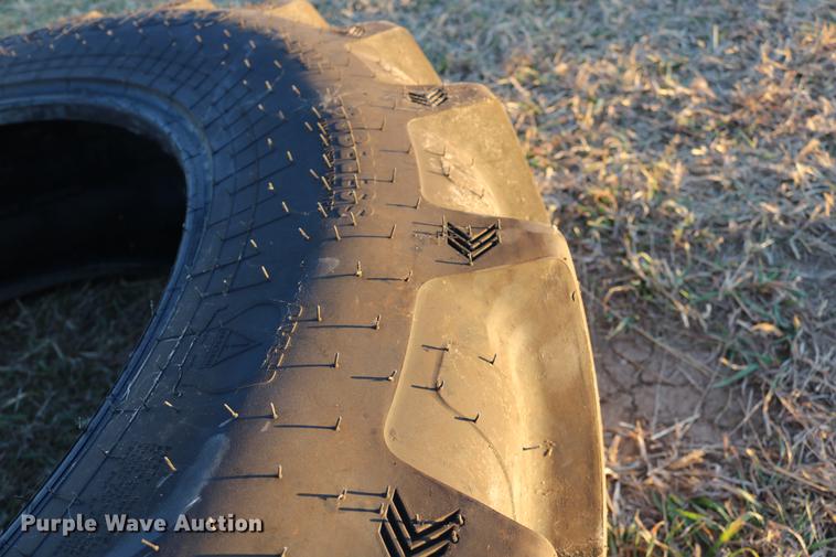 image for item EE9902 Galaxy Earth-Pro Radial 850 tire