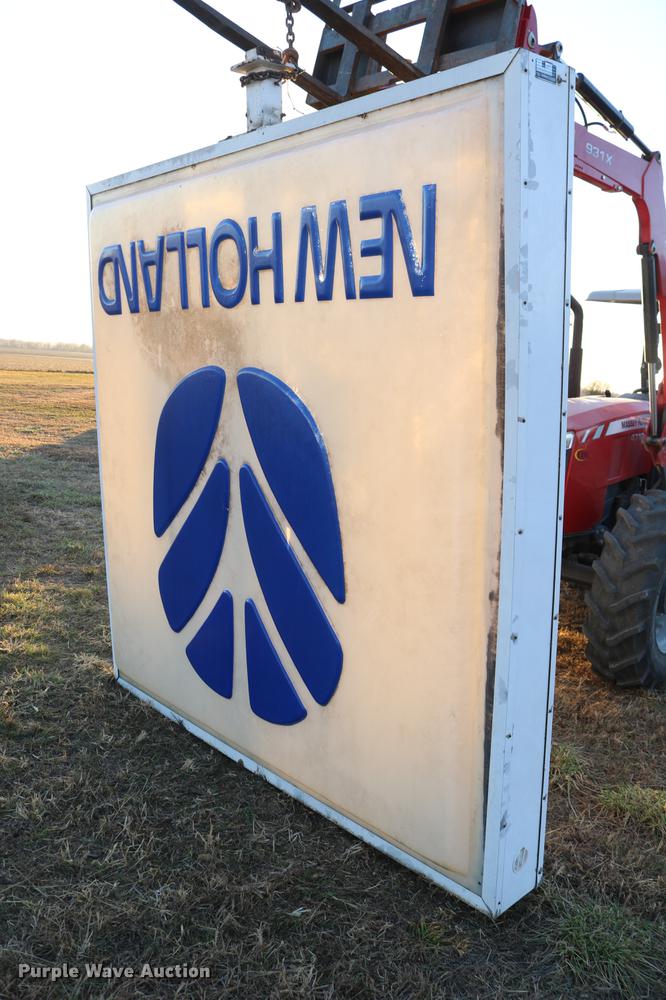 image for item EE9903 Heath & Company New Holland sign