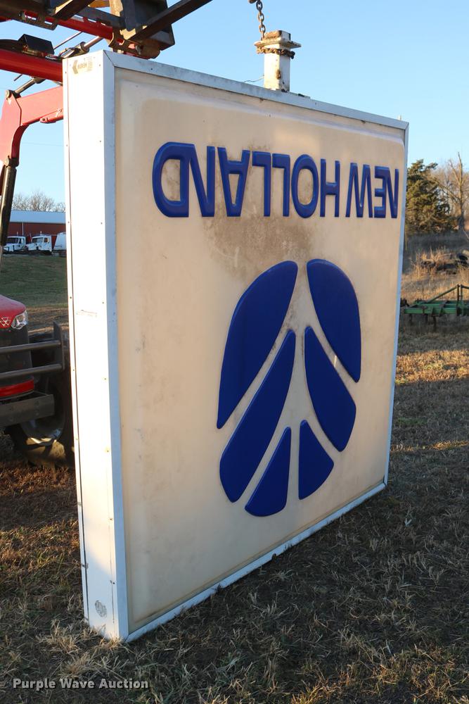 image for item EE9903 Heath & Company New Holland sign