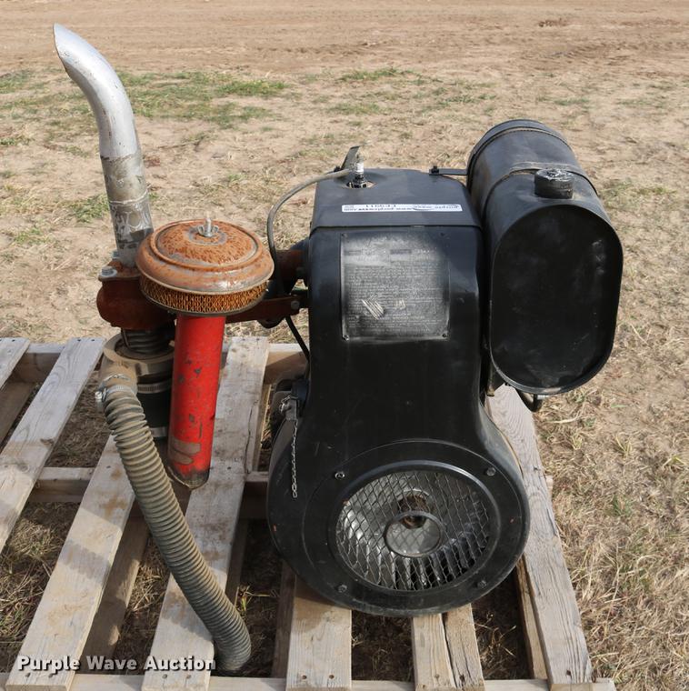 Wisconsin AHH single cylinder gas engine in Ellsworth, KS Item EE9911