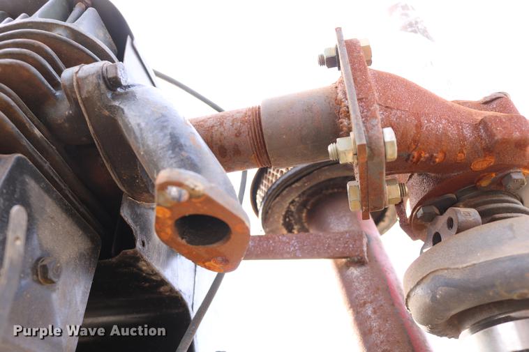 image for item EE9911 Wisconsin AHH single cylinder gas engine