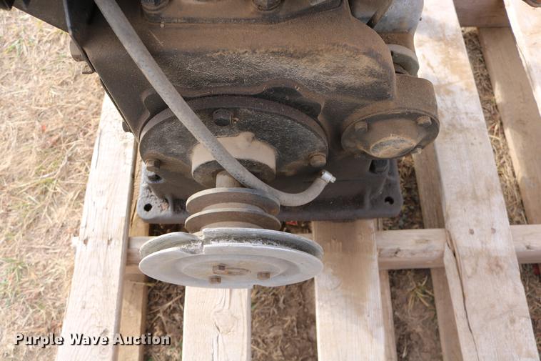 image for item EE9911 Wisconsin AHH single cylinder gas engine