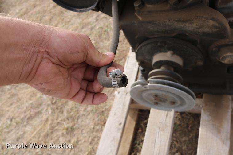 image for item EE9911 Wisconsin AHH single cylinder gas engine