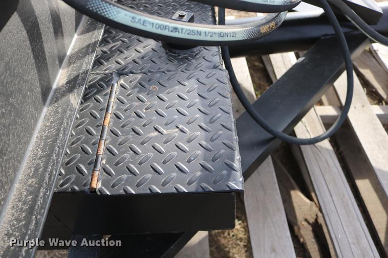 image for item EE9913 Longford tree saw