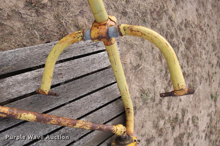 image for item EE9914 J&S Foundry post hole auger