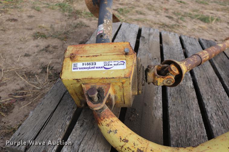 image for item EE9914 J&S Foundry post hole auger