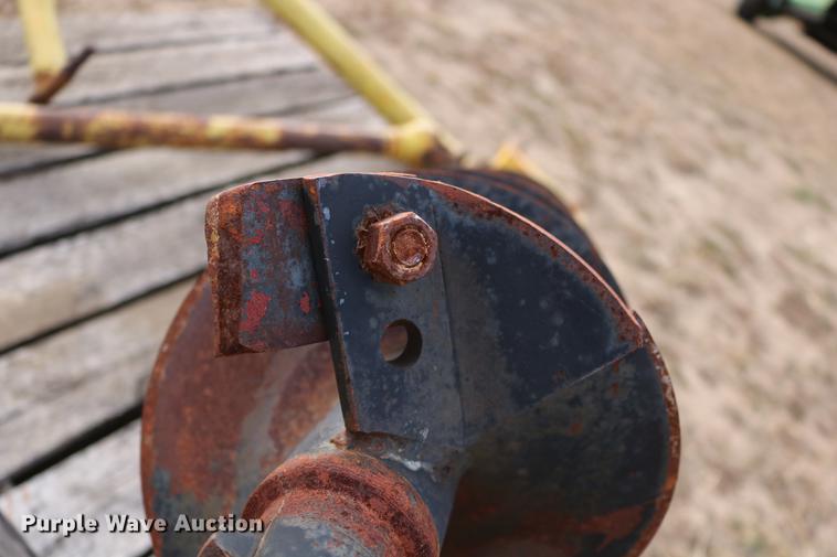 image for item EE9914 J&S Foundry post hole auger