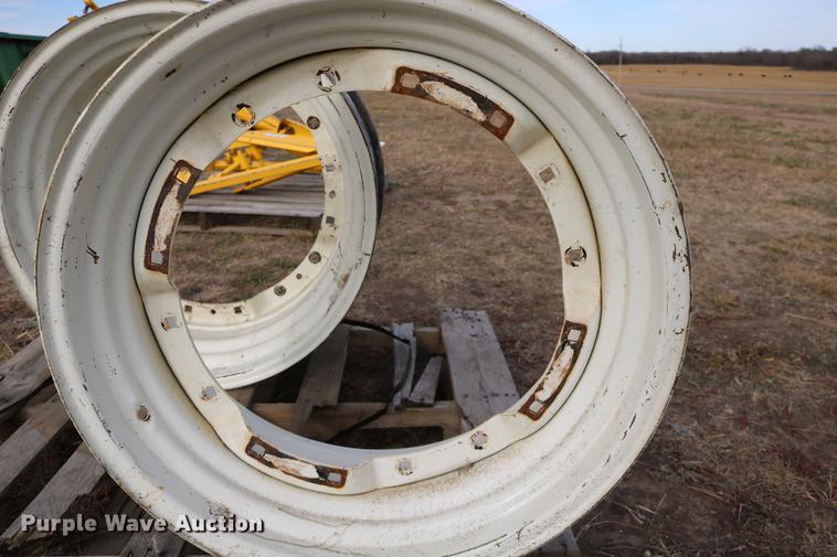 image for item EE9916 (2) 13x30 wheels