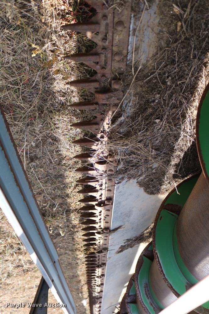 image for item EE9918 1996 John Deere 930 rigid head