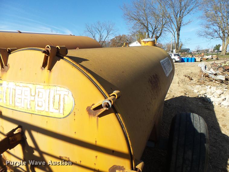 image for item G1968 Better Bilt 1500 honey wagon