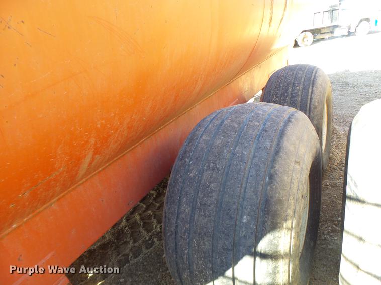 image for item G1969 Calument 3250 honey wagon