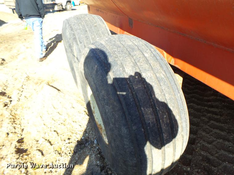 image for item G1969 Calument 3250 honey wagon