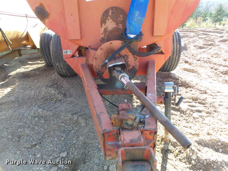 image for item G1969 Calument 3250 honey wagon