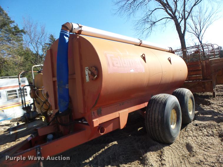 image for item G1969 Calument 3250 honey wagon