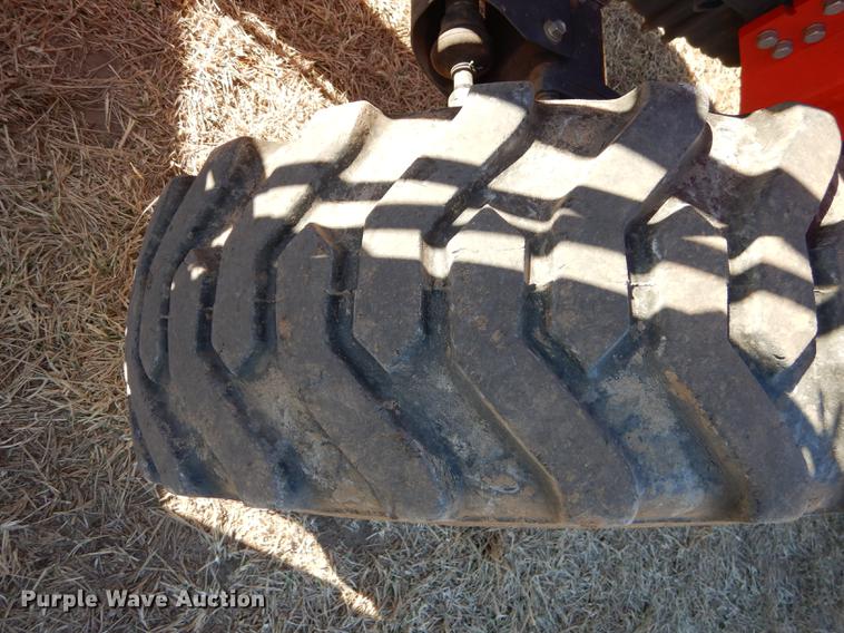 image for item J5604 Kubota L4400 MFWD tractor