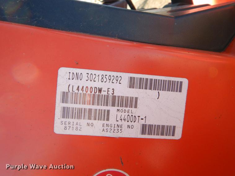 image for item J5604 Kubota L4400 MFWD tractor