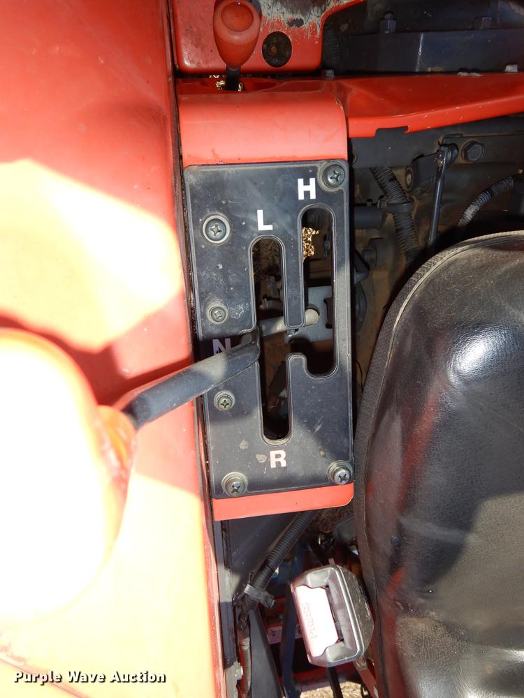 image for item J5604 Kubota L4400 MFWD tractor