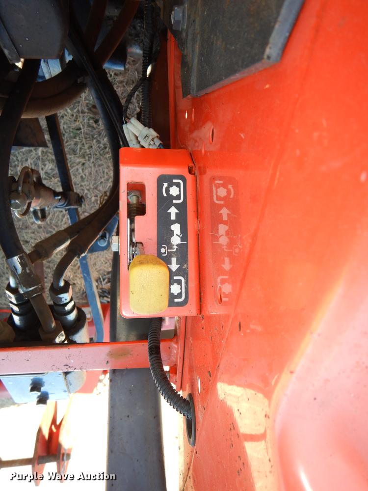 image for item J5604 Kubota L4400 MFWD tractor