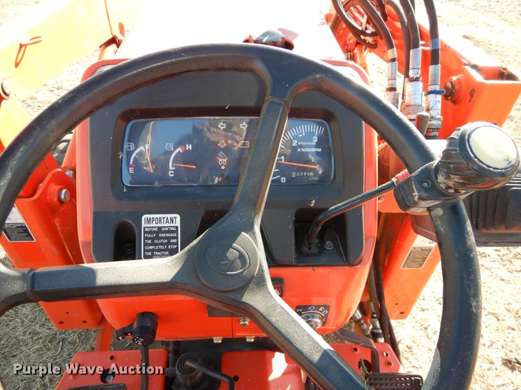 image for item J5604 Kubota L4400 MFWD tractor