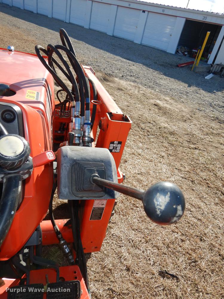 image for item J5604 Kubota L4400 MFWD tractor