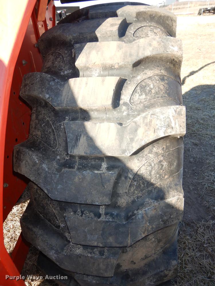 image for item J5604 Kubota L4400 MFWD tractor