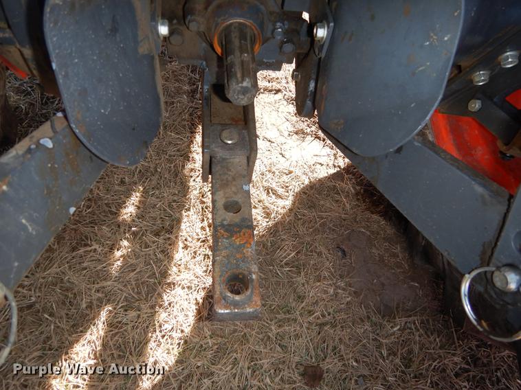 image for item J5604 Kubota L4400 MFWD tractor