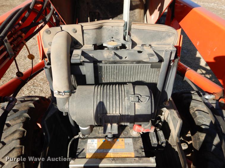 image for item J5604 Kubota L4400 MFWD tractor