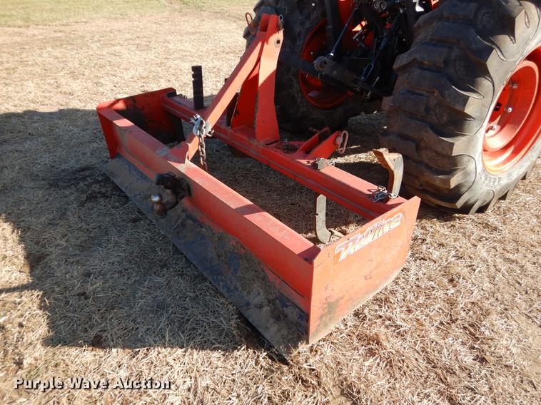 image for item J5604 Kubota L4400 MFWD tractor