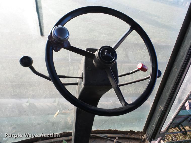 image for item J8550 John Deere 6620 Turbo RWA combine