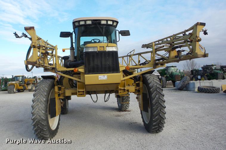 image for item J8551 2002 Ag-Chem RoGator 854 self-propelled sprayer